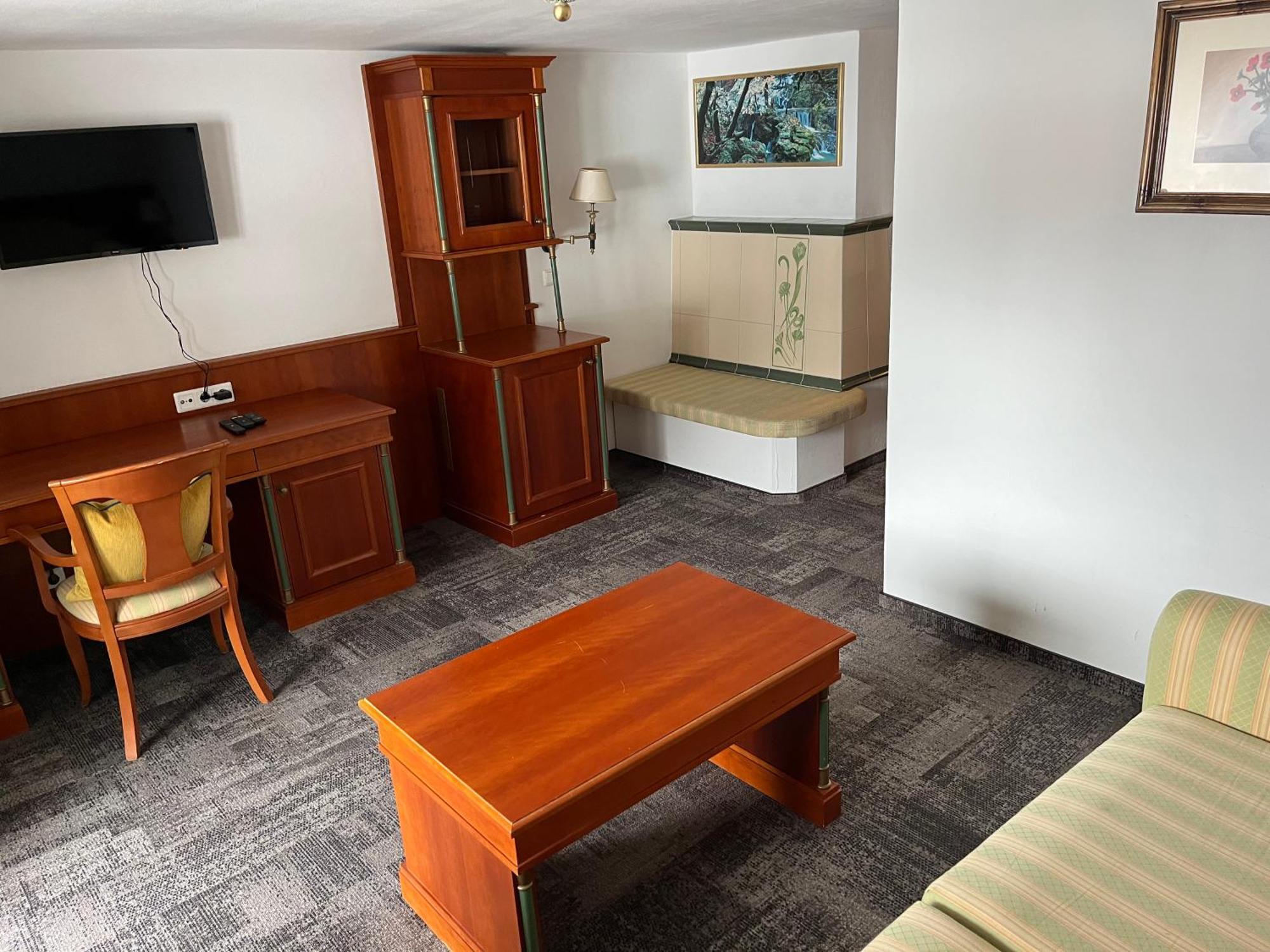 Tieflehner Hof Pitztalhaus Hotel ザンクト・レオンハルト・イム・ピッツタール エクステリア 写真