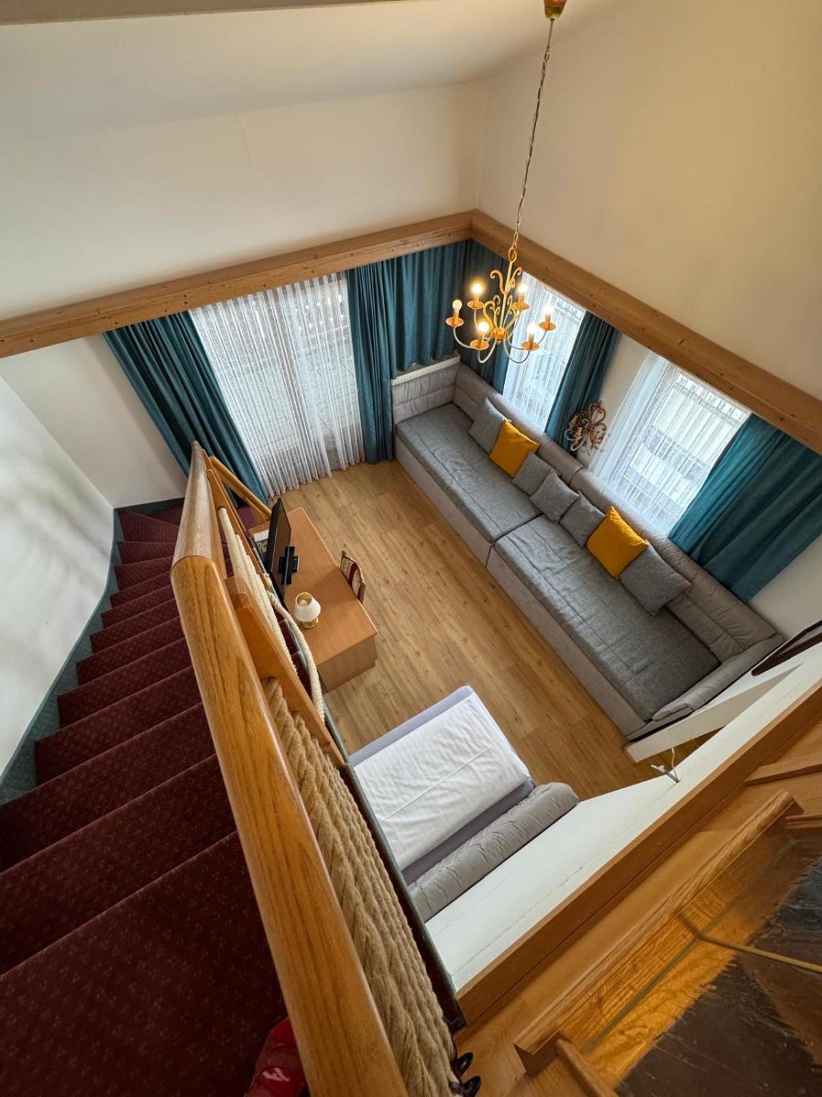 Tieflehner Hof Pitztalhaus Hotel ザンクト・レオンハルト・イム・ピッツタール エクステリア 写真
